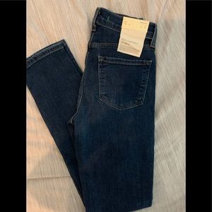 Jbrand Jeans
